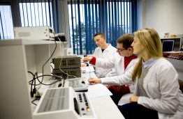 Vienintelė proga: šalies studentai jau gali registruotis į CERN mokyklą Kaune