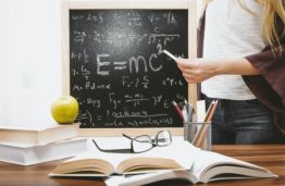 Valstybinis fizikos egzaminas: KTU MGMF kviečia pasitikrinti atsakymus ir sprendimus